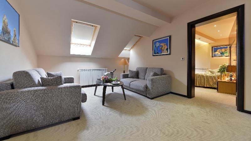Hotel Zelengora Kragujevac Phòng bức ảnh